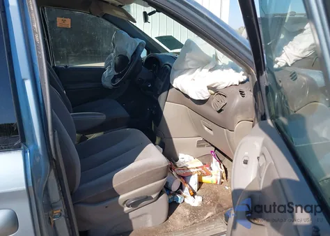 2003 Chrysler Voyager Lx из США, поврежденный, VIN 1C8GJ45343B172254